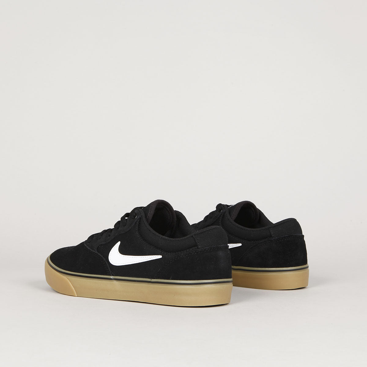 Nike SB Chron 2 Black White Gum