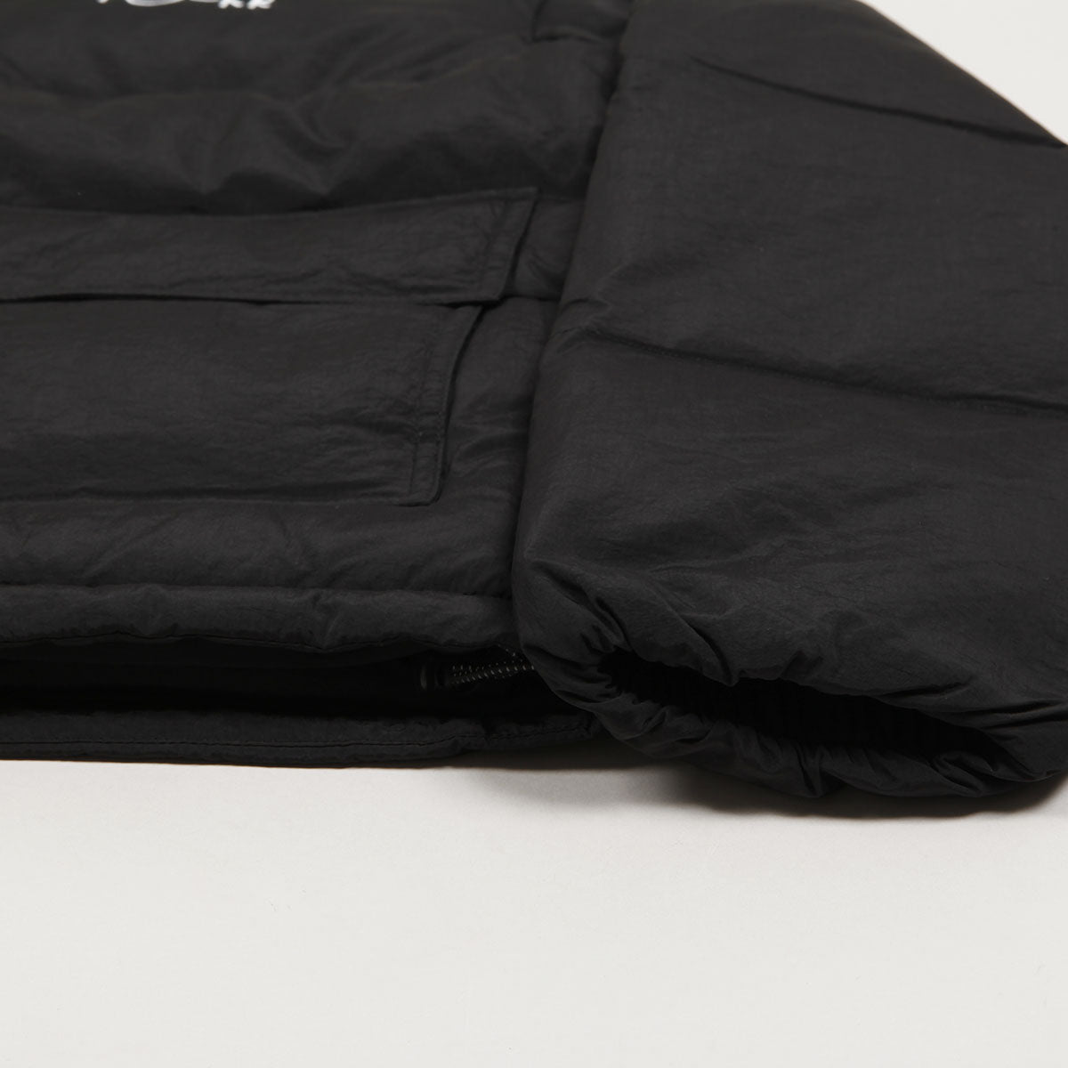 Polar Pocket Puffer Jacket Black