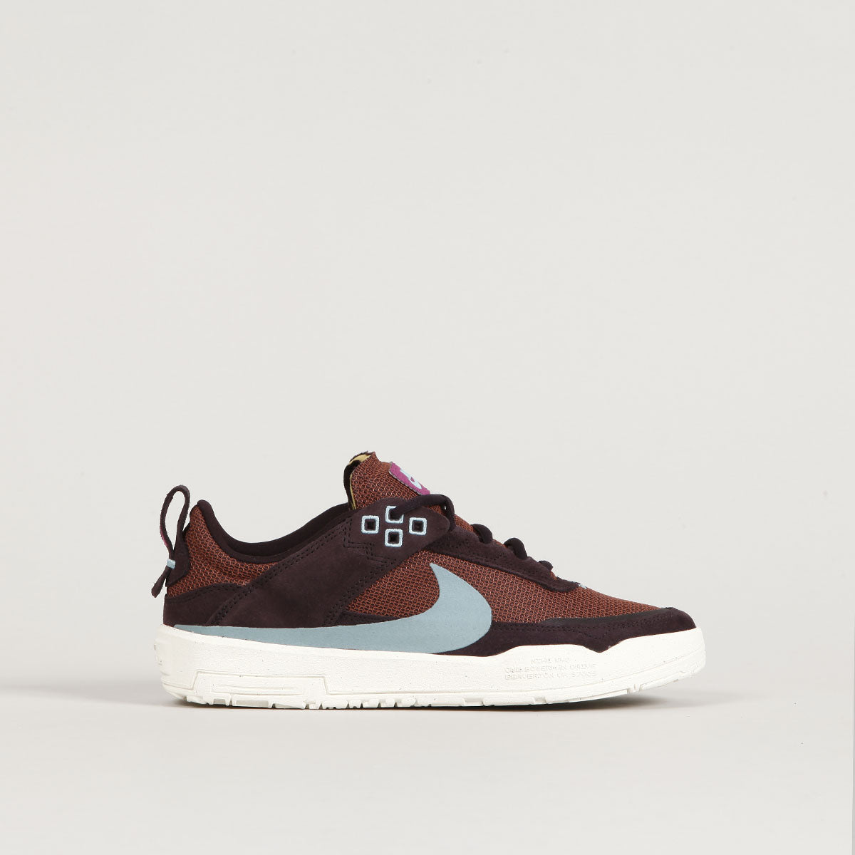 Nike SB Day One Burgundy Ash Denim
