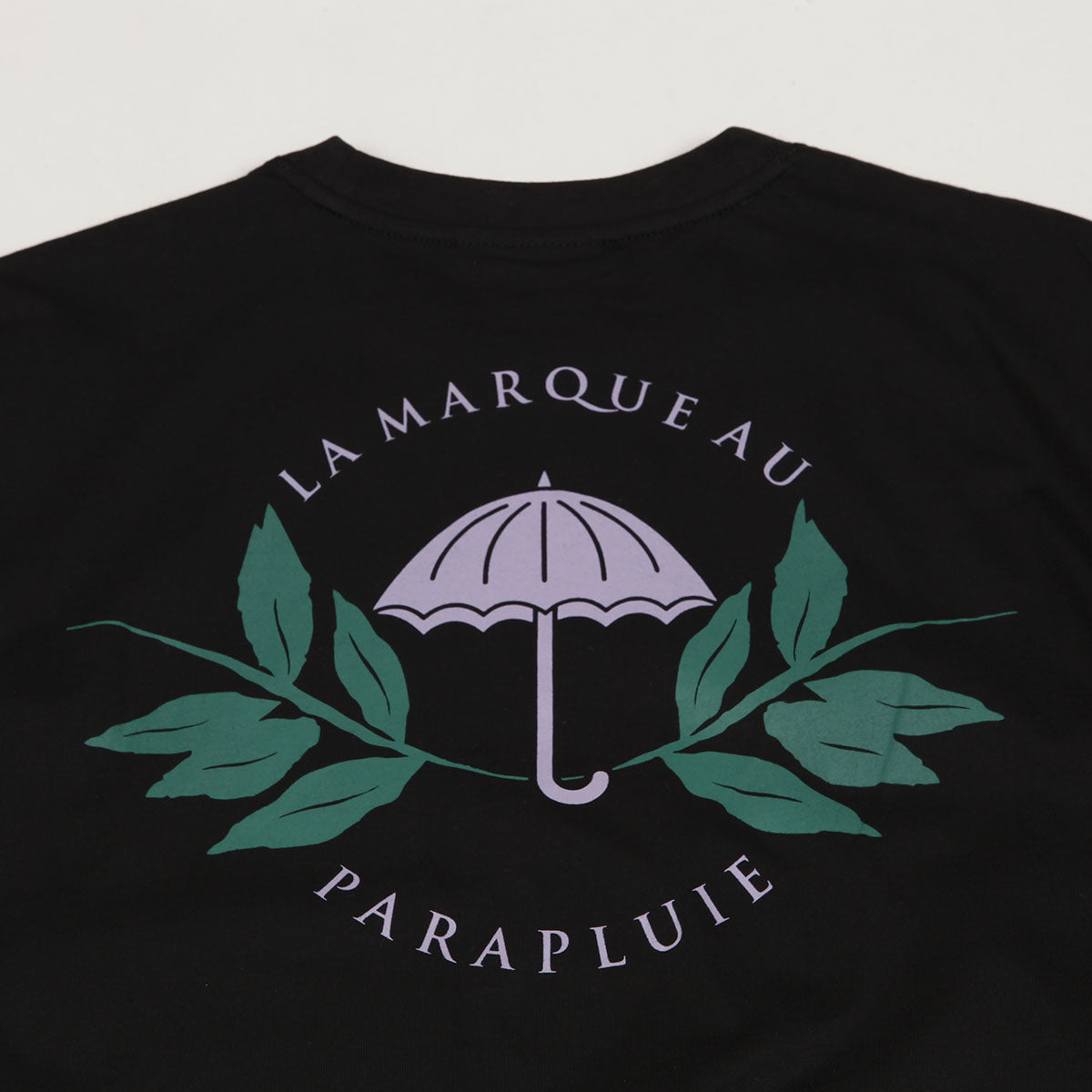 Hélas La Marque Tee Black