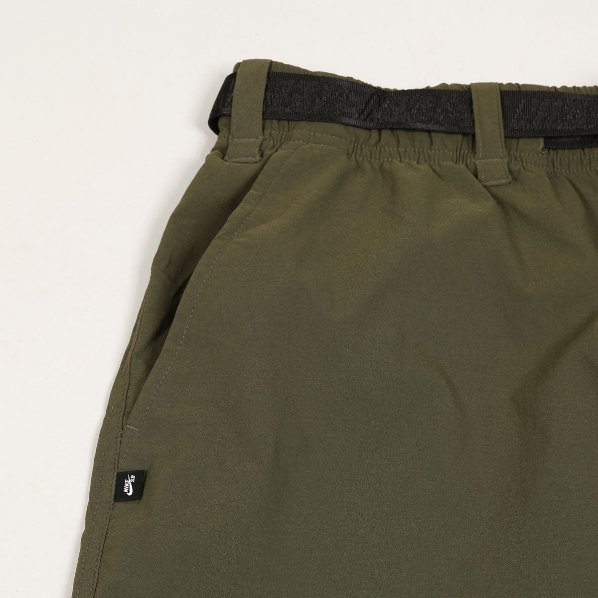 Nike SB 9er Shorts Cargo Khaki White