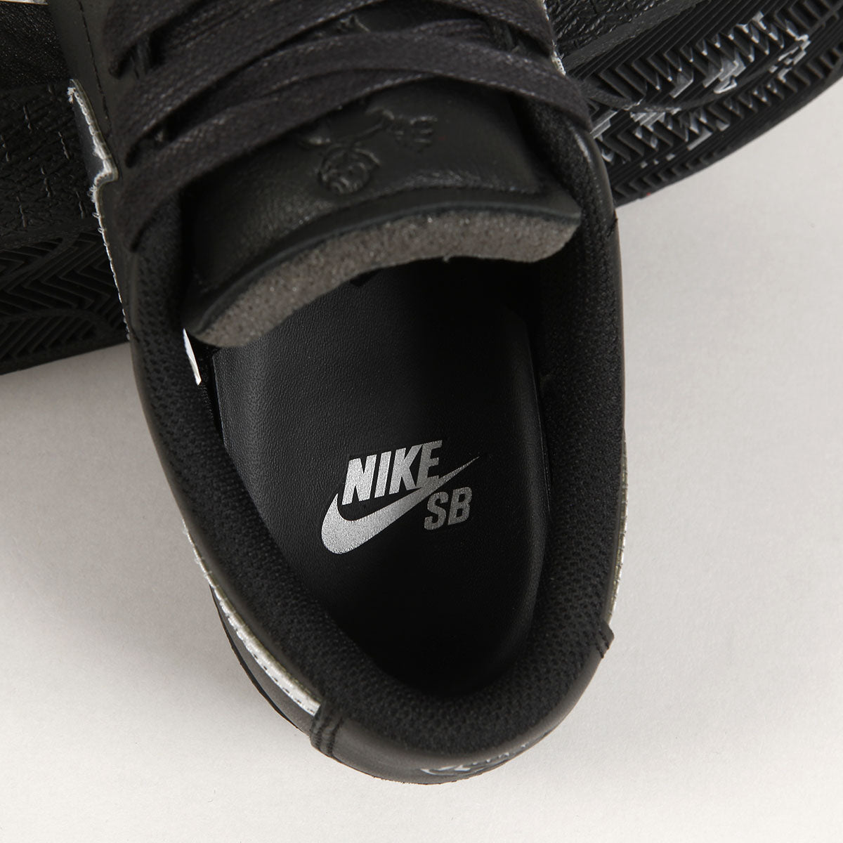 Nike SB x Dancer Blazer Low Black Silver